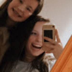 Meet your Posher, Avery